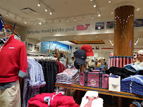 vineyard vines