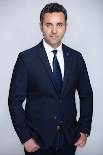 Shawn Shirdarreh Insurance Broker