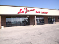 La' James International College
