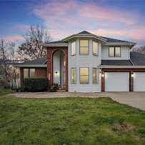 Tom Stender-Custer REALTOR Des Moines, Iowa