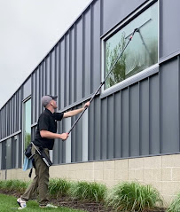 Doctor Pane Window Cleaning