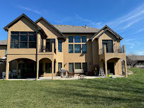 LH Home & Exterior