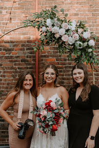 Engagements, LLC - Wedding & Event Planning