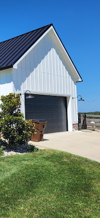 Lenny’s Garage Door