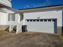 Tuckessee Garage Doors