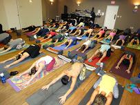 Red Diamond Yoga Palms