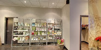 Hair2dye4 Aveda Concept Salon