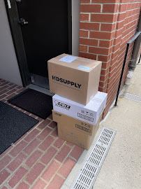 Booth Courier Service LLC