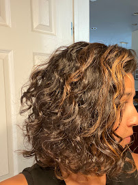 New Wave Salon and Spa