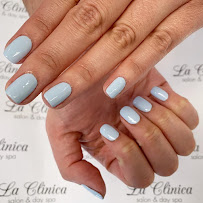 La Clinica Salon & Day Spa