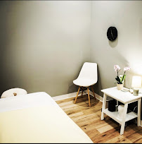 relax. massage group