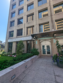 Step Up Massage & Rehab - Yonge & St. Clair