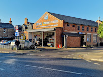 Ampthill Rd Garage