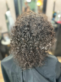 PuraVita LLC Full Service Salon and Spa