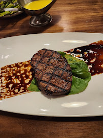 Mignon's Steaks & Seafood