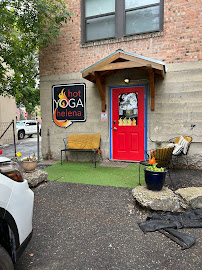 Hot Yoga Helena