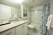 Richmond Hill Apartments
