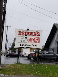 Redden's Store