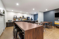 Villa Inn & Suites, SureStay Collection by Best Western