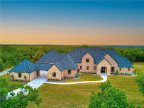 Blake Shelton, Realtor