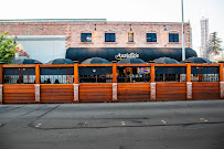 Ausiello's 5th Street Bar and Grill