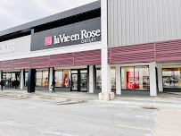 la Vie en Rose Outlet Durham Centre