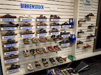 Omars Shoes & Clothing