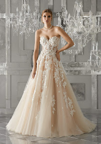 Royal Swan Bridal & Atelier