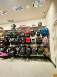 la Vie en Rose Outlet Trinity Common Mall