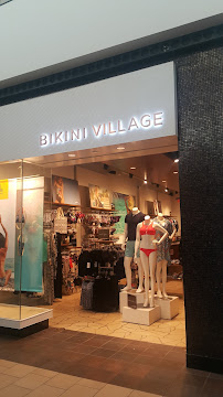 la Vie en Rose Lime Ridge Mall