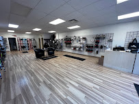 Goldline Curling - London Retail Store