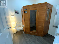 Regina (Lush) Nail and Spa Hamilton St
