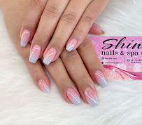 Shiny Nails & Spa