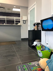 YXE Dental 8th Street