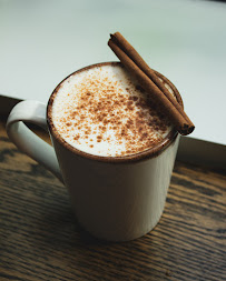 HomeQuarter Coffeehouse & Bakery