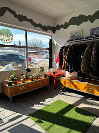 Mostly Midz Vintage Wear