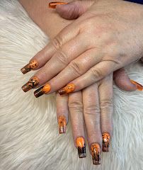 ENDEAR NAILS SPA MASSAGE