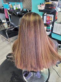 Ravishing Salon & Spa