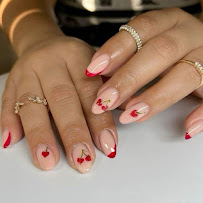Happy Nails & Spa