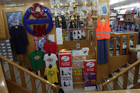 UNIVERSAL MARKETS COMPANY (NEW SHOP)