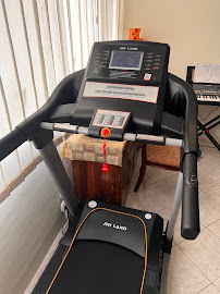 Top Sky Land - Your Ultimate Sports and Fitness Partner!