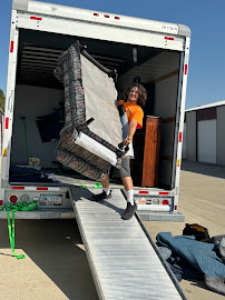 Moovin & Groovin Oklahoma City Moving Company