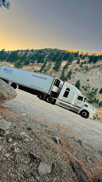 Advance Trucking Solutions Inc