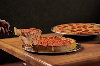 Beggars Pizza - Lansing