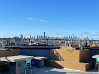 325 Kent