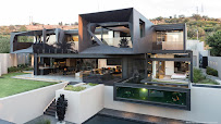 Nico van der Meulen Architects