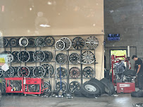 Noble Tires