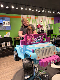 Sharkey's Cuts for Kids - Norman