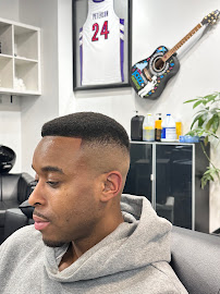 Barberhood Haircut & Shave