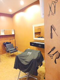 Briaheemdadream's Icedoutcutz BarberSalon Spa (barbershop & hair salon)
